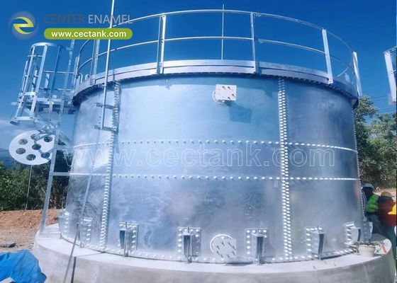 औद्योगिक कार्यशालाओं में स्वच्छ जल भंडारण के लिए जस्ती इस्पात टैंक