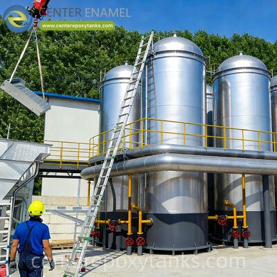 वेल्डेड कार्बन स्टील आपातकालीन ईंधन तेल भंडारण टैंकों के लिए बाहरी फ्लोटिंग रूफ: हवा के संपर्क को रोककर ईंधन की गुणवत्ता बनाए रखता है