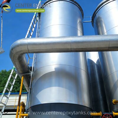 ईंधन भंडारण टैंक के लिए बाहरी तैरती छत: द्रव के ऊपर भाप के स्थान को समाप्त करके वाष्पीकरण के नुकसान को नाटकीय रूप से कम करता है और सुरक्षा में वृद्धि करता है